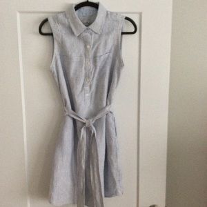 Vineyard Vines sleeveless dress